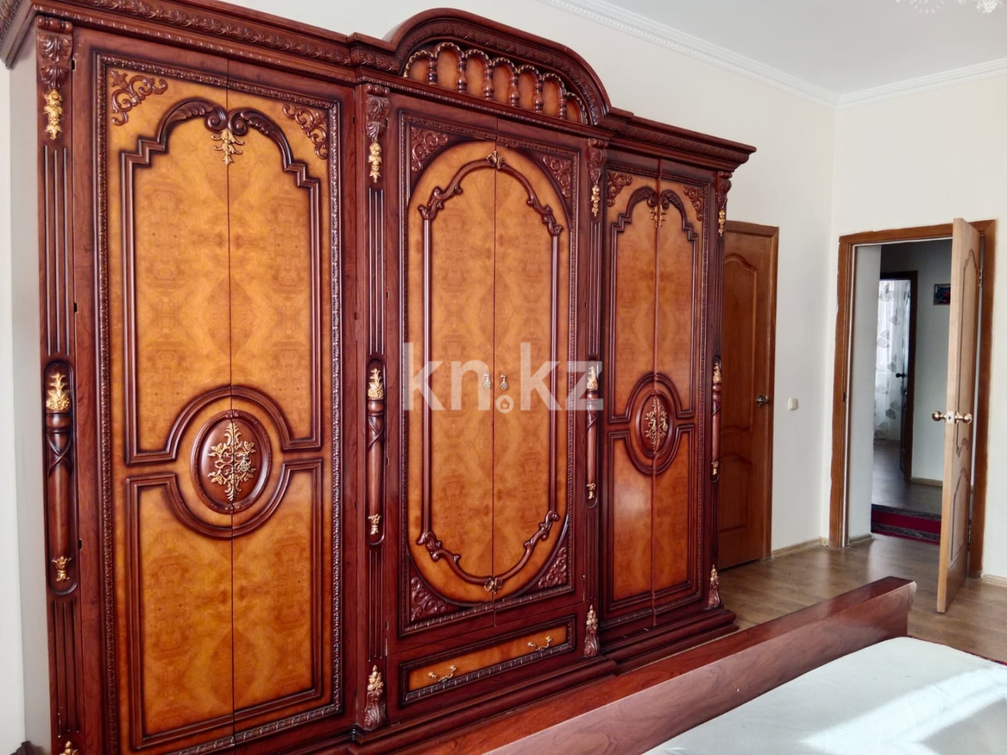 Аренда 4-комнатной квартиры, 140 м² - Аренда квартир помесячно в Казахстане - страница 4 фото 10 из 14
