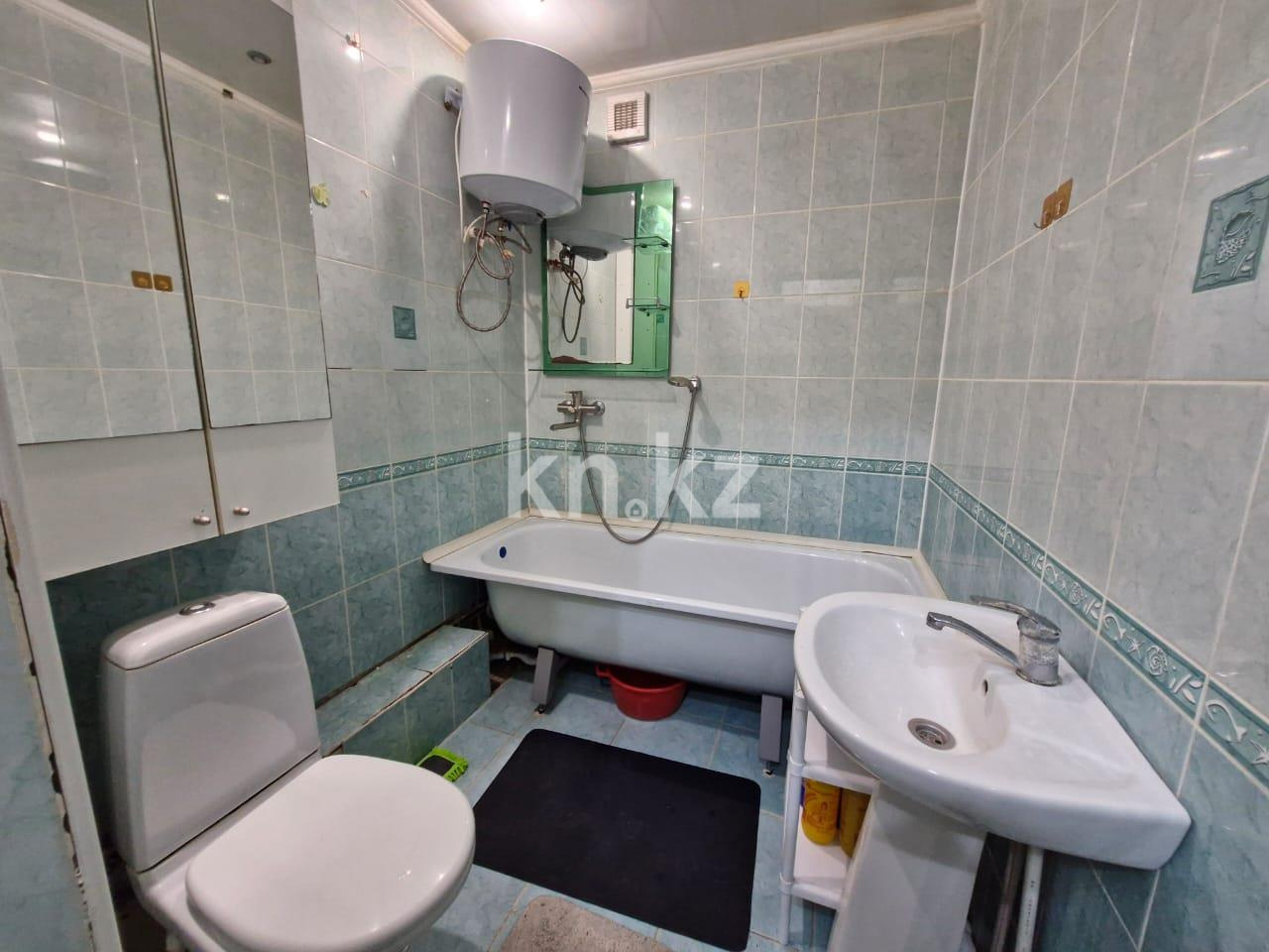 Продажа 1-комнатной квартиры, 38 м², ул. Карбышева - Продажа  однокомнатных квартир в Караганде фото 6 из 9