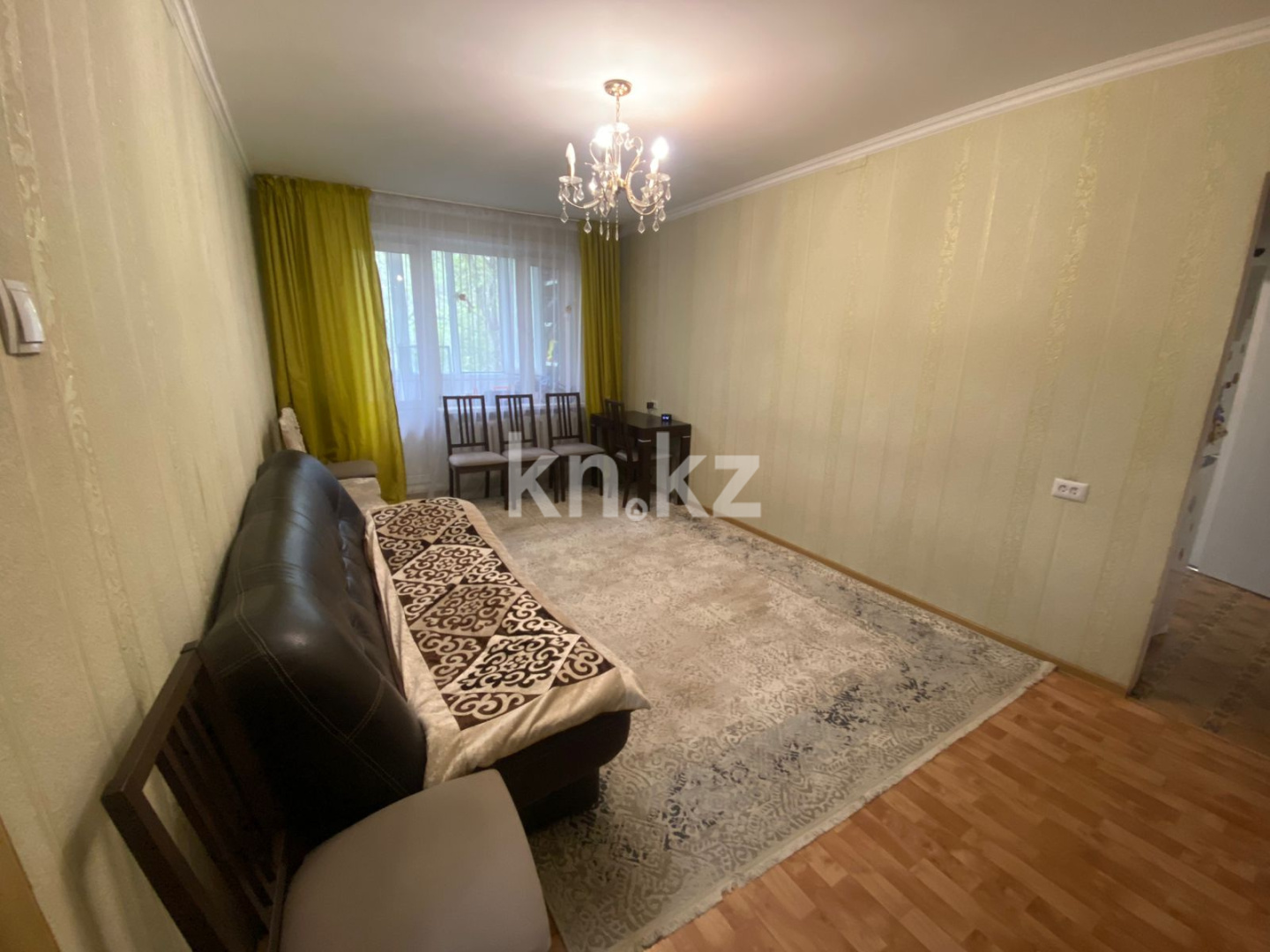 Продажа 3-комнатной квартиры, 64.5 м², ул. Дюсембекова - Продажа квартир в Караганде фото 1 из 13