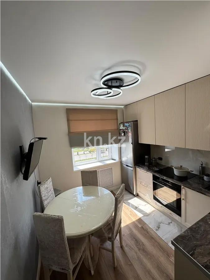 Продажа 4-комнатной квартиры, 85 м² - Продажа квартир в Караганде - страница 2 фото 5 из 8