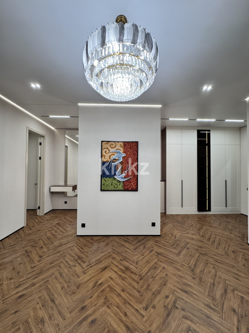 Продажа 2-комнатной квартиры, 70.2 м², ул. Жошы хана, дом  16/1 - Продажа квартир в Астане без посредников фото 6 из 12