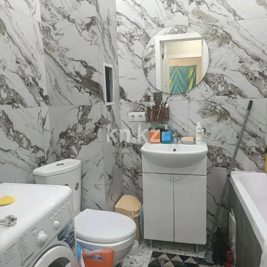 Продажа 1-комнатной квартиры, 38 м², ул. Укели Ыбырай, дом  15 в Астане - фото 2