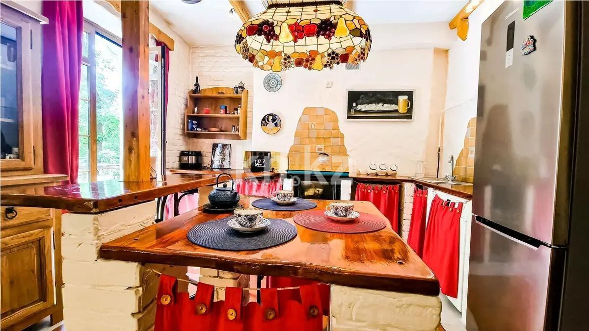 Продажа 2-комнатной квартиры, 75 м², ул. Байтурсынова, дом  9 в Алматы - фото 2