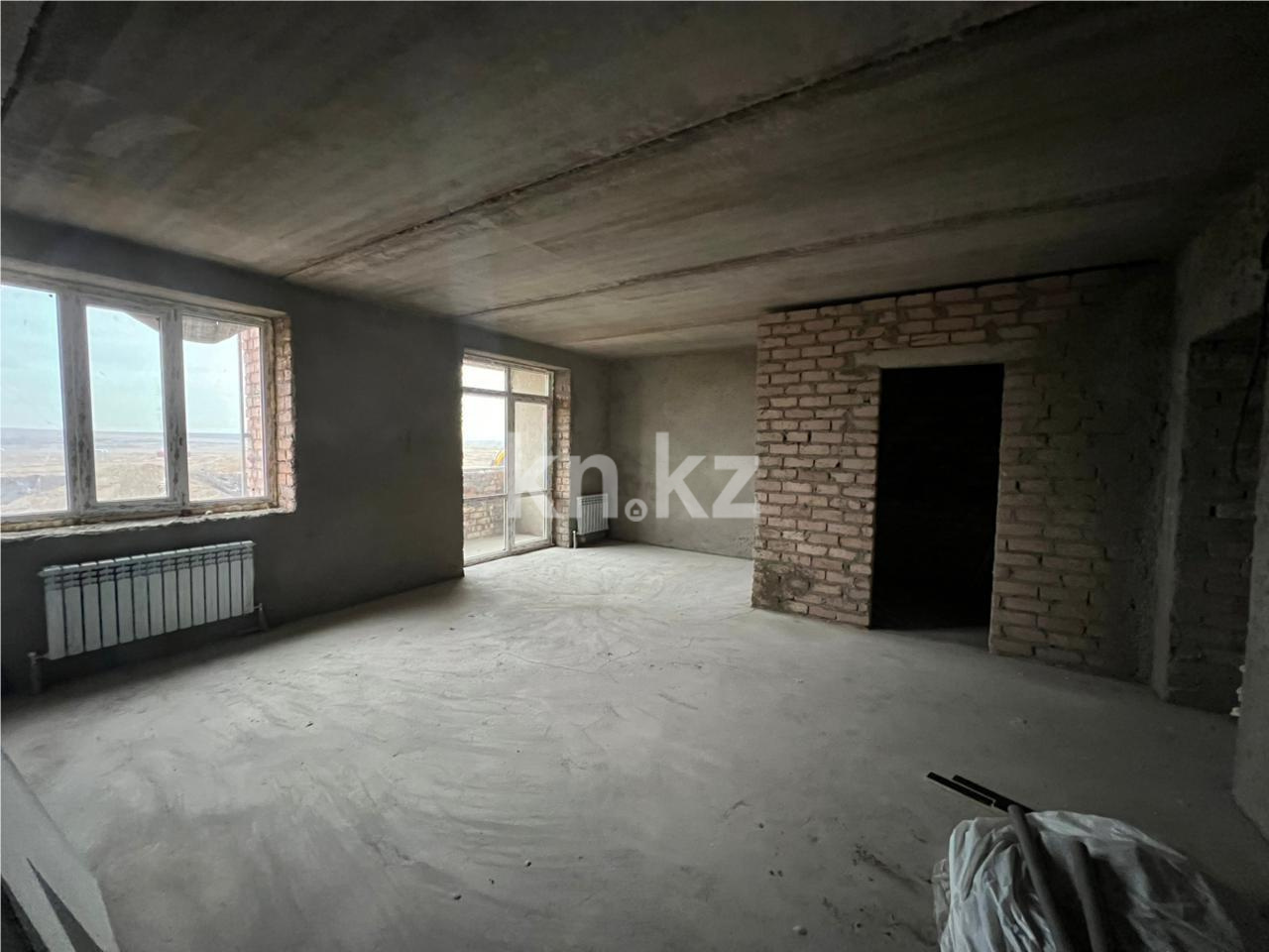 Продажа 1-комнатной квартиры, 40 м², мкр-н Голубые Пруды, дом  3/2 стр - Продажа  однокомнатных квартир в Караганде фото 1 из 7