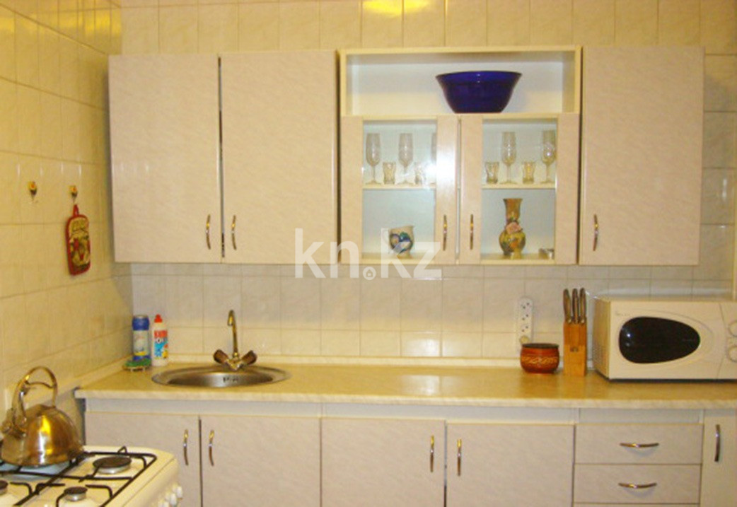 Аренда 1-комнатной квартиры посуточно, 42 м², пр. Назарбаева, дом  42 - ул. Макатаева - Аренда квартир посуточно в Алматы с фото фото 2 из 4