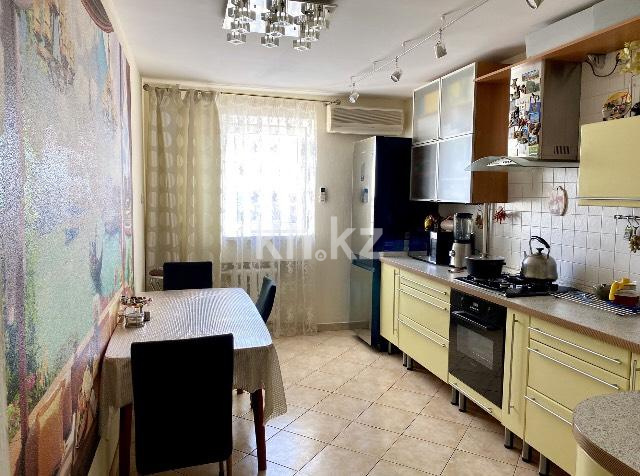 Продажа 4-комнатной квартиры, 75 м², ул. Темира Масина, дом  48 - Продажа квартир в Уральске фото 12 из 15