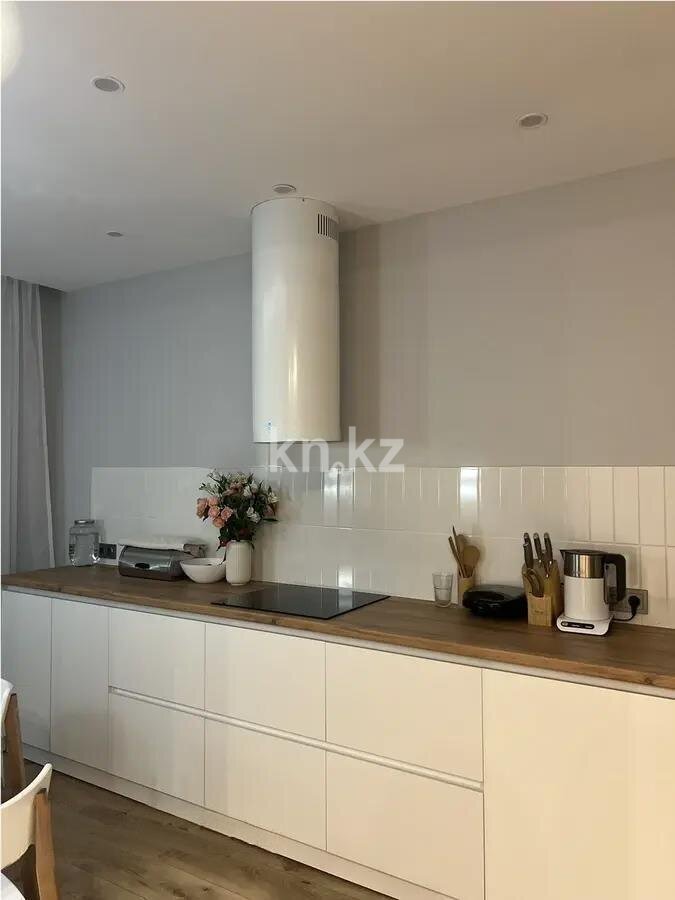 Продажа 3-комнатной квартиры, 67 м² в Алматы - фото 2
