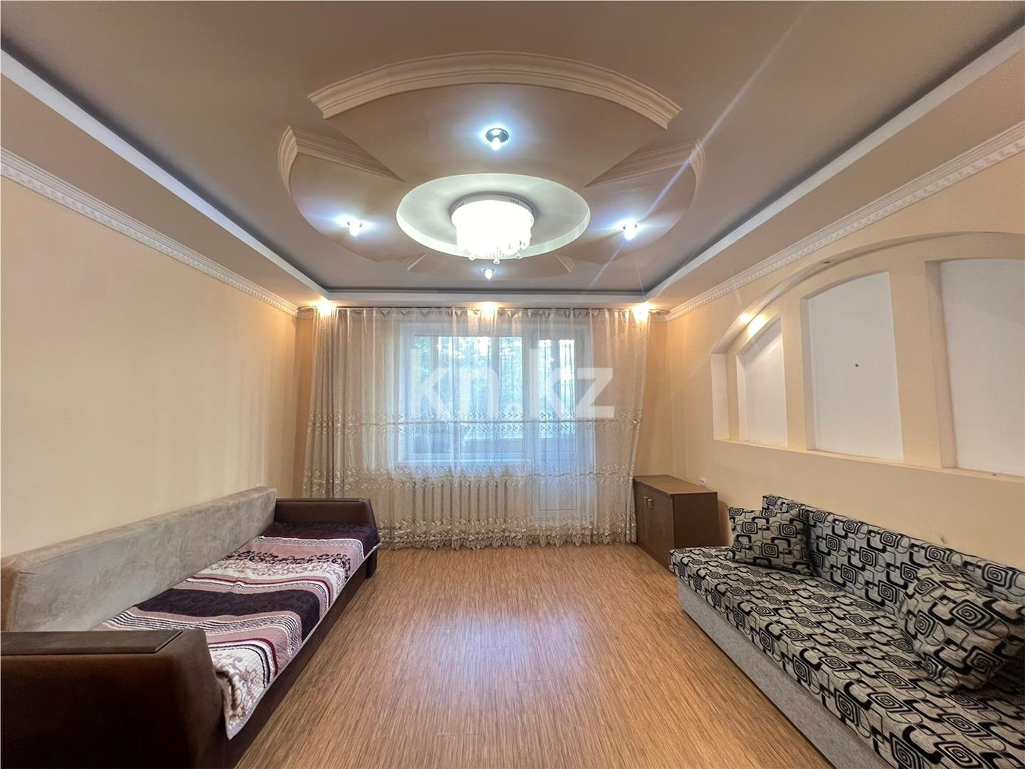 Продажа 4-комнатной квартиры, 77 м², мкр-н Степной-2, дом  4/2 - Продажа  четырехкомнатных квартир в Караганде фото 1 из 14