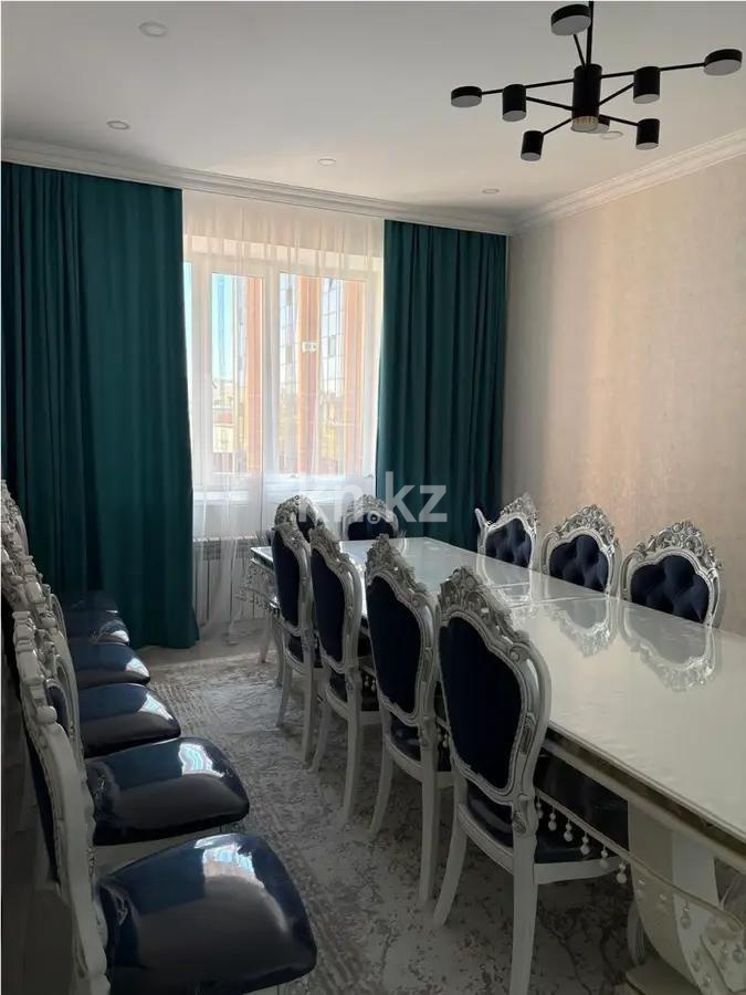 Продажа 4-комнатной квартиры, 114 м² - Продажа четырехкомнатных квартир в кирпичном доме в Караганде фото 2 из 7