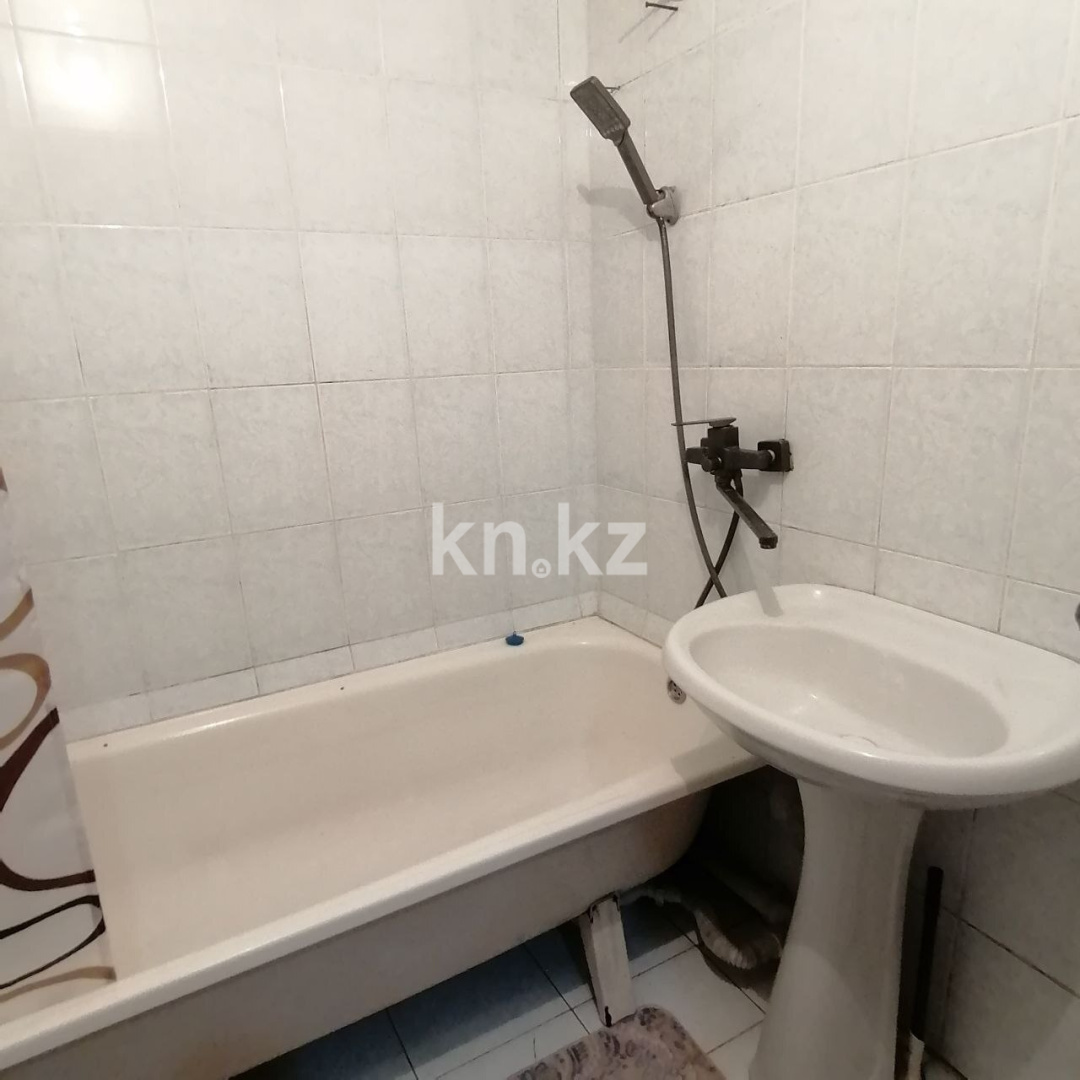 Продажа 2-комнатной квартиры, 51 м², пр. Назарбаева, дом  145 - Продажа  двухкомнатных квартир в Усть-Каменогорске фото 14 из 19