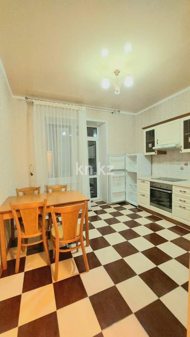 Аренда 4-комнатной квартиры, 140 м² - Аренда квартир помесячно в Астане фото 1 из 2