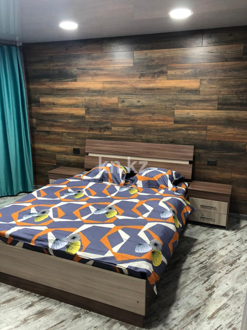 Аренда 3-комнатной квартиры посуточно, 77 м², ул. Набережная Славского, дом  48 в Усть-Каменогорске - фото 10