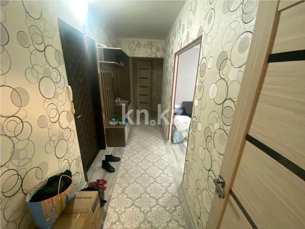 Продажа 2-комнатной квартиры, 54 м², мкр-н Голубые Пруды, дом  18 в Караганде - фото 6