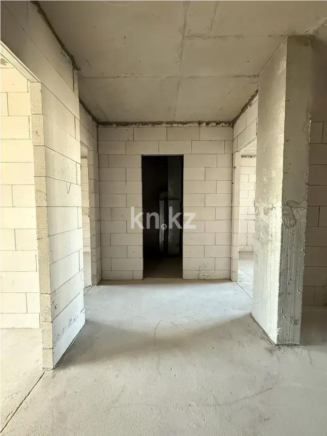 Продажа 3-комнатной квартиры, 94 м², пр. Туран, дом  39 в Астане - фото 3