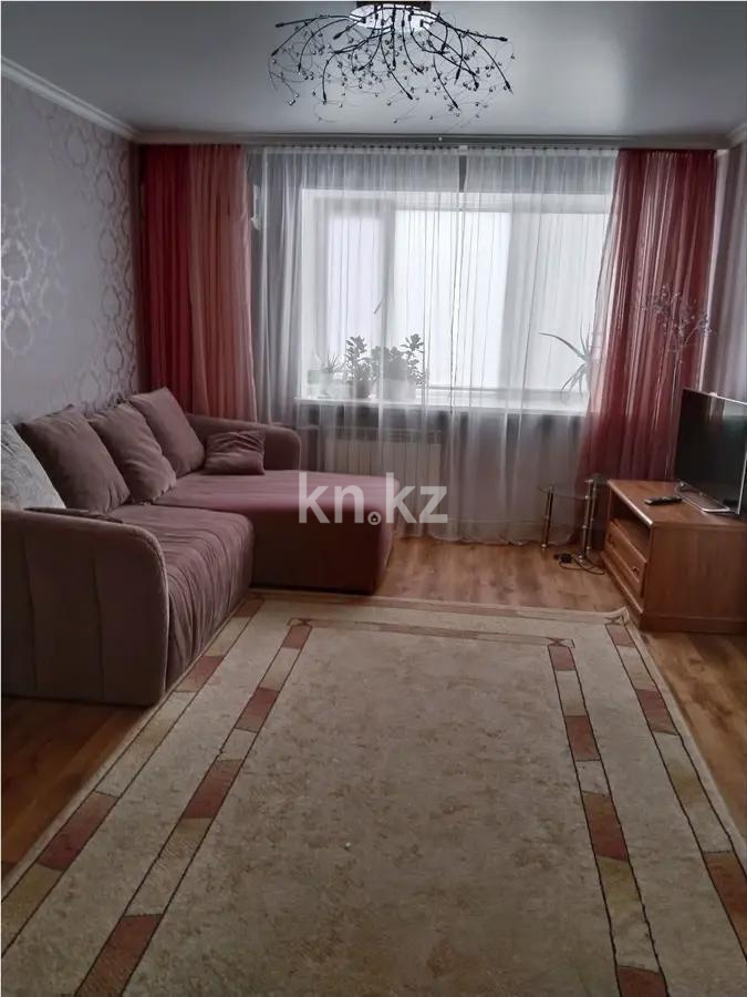 Продажа 3-комнатной квартиры, 62 м², ул. Ермекова, дом  52 - Продажа  трехкомнатных квартир в Караганде без посредников фото 1 из 8