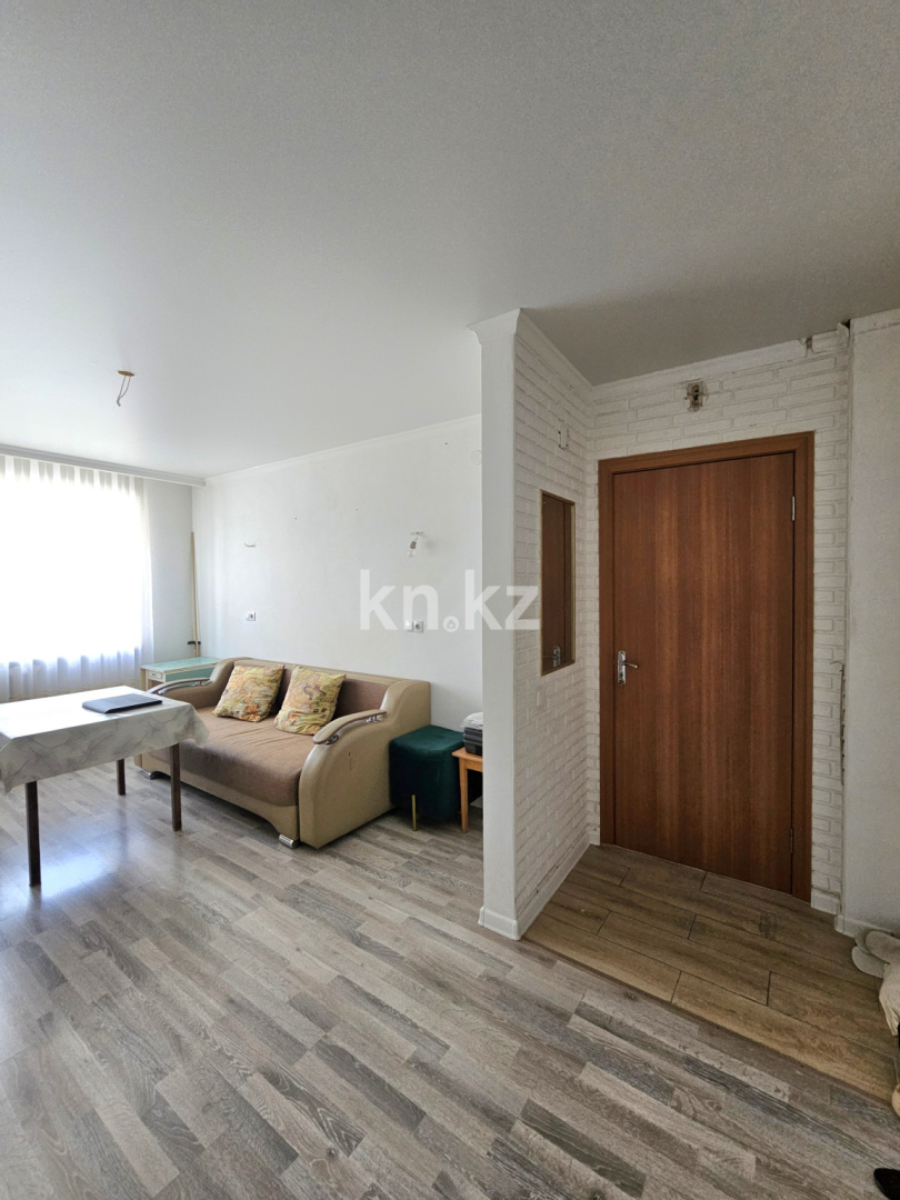 Продажа 2-комнатной квартиры, 46.4 м², ул. Локомотивная, дом  157 в Караганде - фото 10