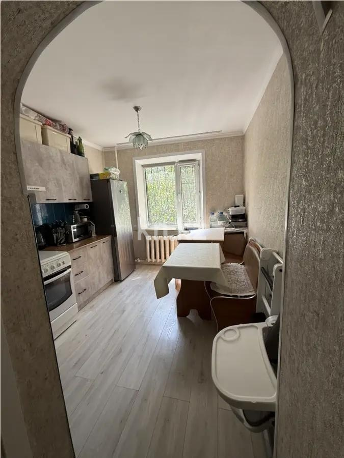 Продажа 1-комнатной квартиры, 40 м² - Продажа квартир от собственников в Караганде фото 2 из 5