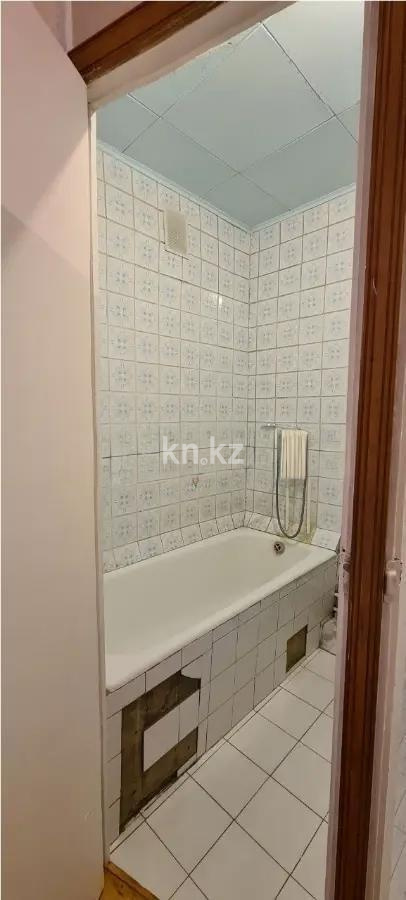 Продажа 3-комнатной квартиры, 56 м², ул. Муратбаева, дом  179 в Алматы - фото 6