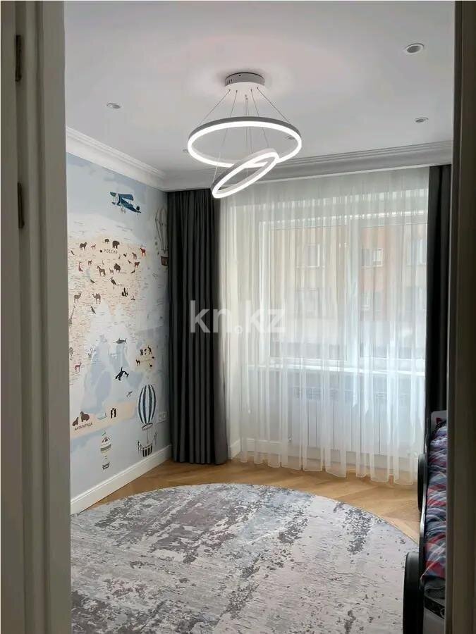 Продажа 4-комнатной квартиры, 200 м² в Алматы - фото 3