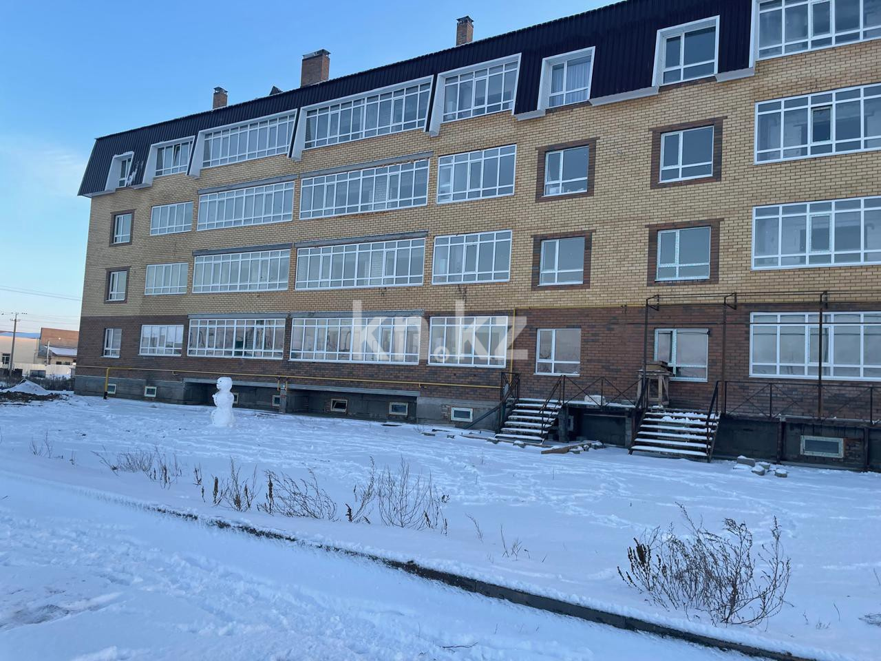 Продажа 1-комнатной квартиры, 45.2 м², ул. Мамбетова, дом  40 - Продажа жилой и коммерческой недвижимости в Уральске фото 1 из 16