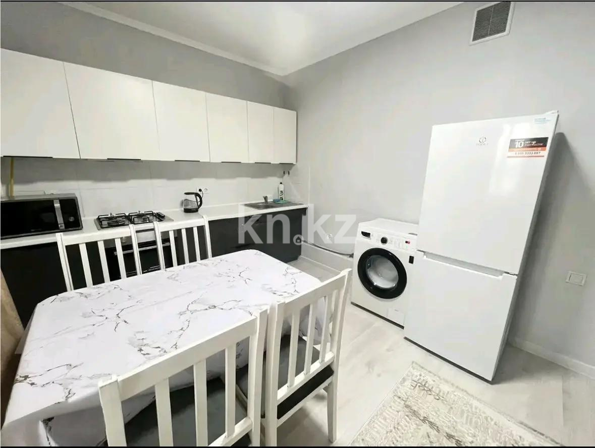 Продажа 2-комнатной квартиры, 42.8 м², ул. Северное Кольцо, дом  92/3 в Алматы - фото 2