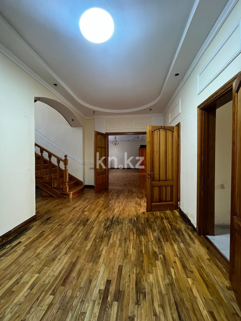 Продажа 8-комнатного дома, 450 м² в Астане