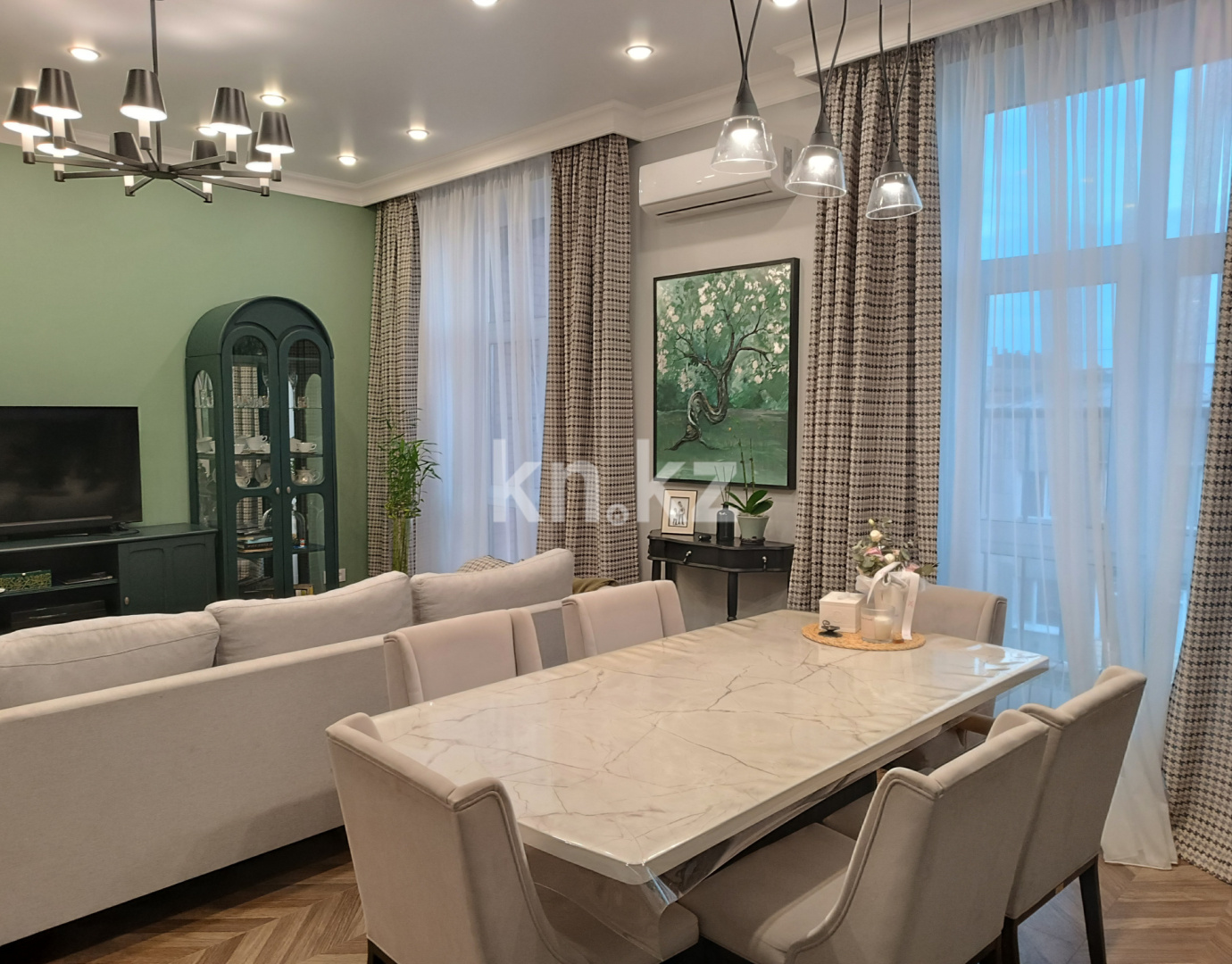 Продажа 3-комнатной квартиры, 93 м², ул. Гоголя - Продажа квартир в Караганде фото 1 из 21