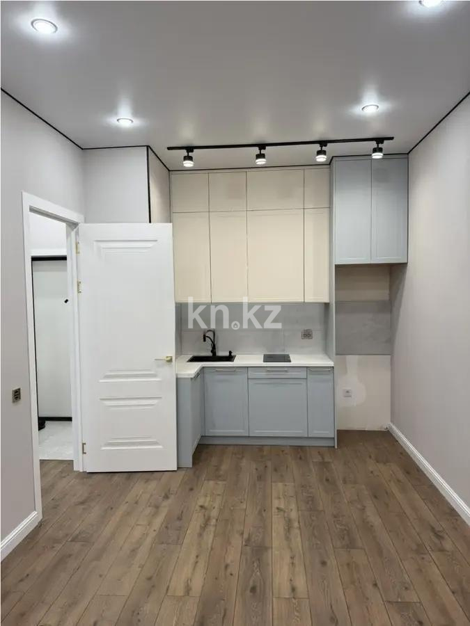Продажа 1-комнатной квартиры, 38 м², ул. Е-15, дом  16 в Астане