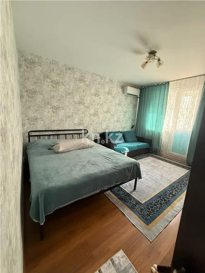 Продажа 1-комнатной квартиры, 37.5 м², ул. Байтерекова, дом  109 - Продажа квартир в Алматы фото 1 из 4