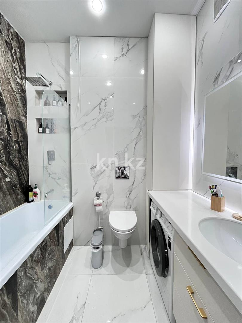 Продажа 4-комнатной квартиры, 94 м², ул. Муканова - Продажа  четырехкомнатных квартир в Караганде фото 29 из 37