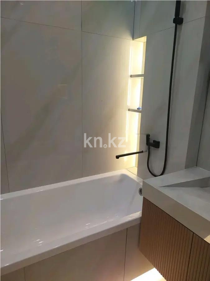 Продажа 2-комнатной квартиры, 39.3 м², ул. Е-15, дом  13 - Продажа  двухкомнатных квартир в Астане без посредников с фото фото 1 из 1