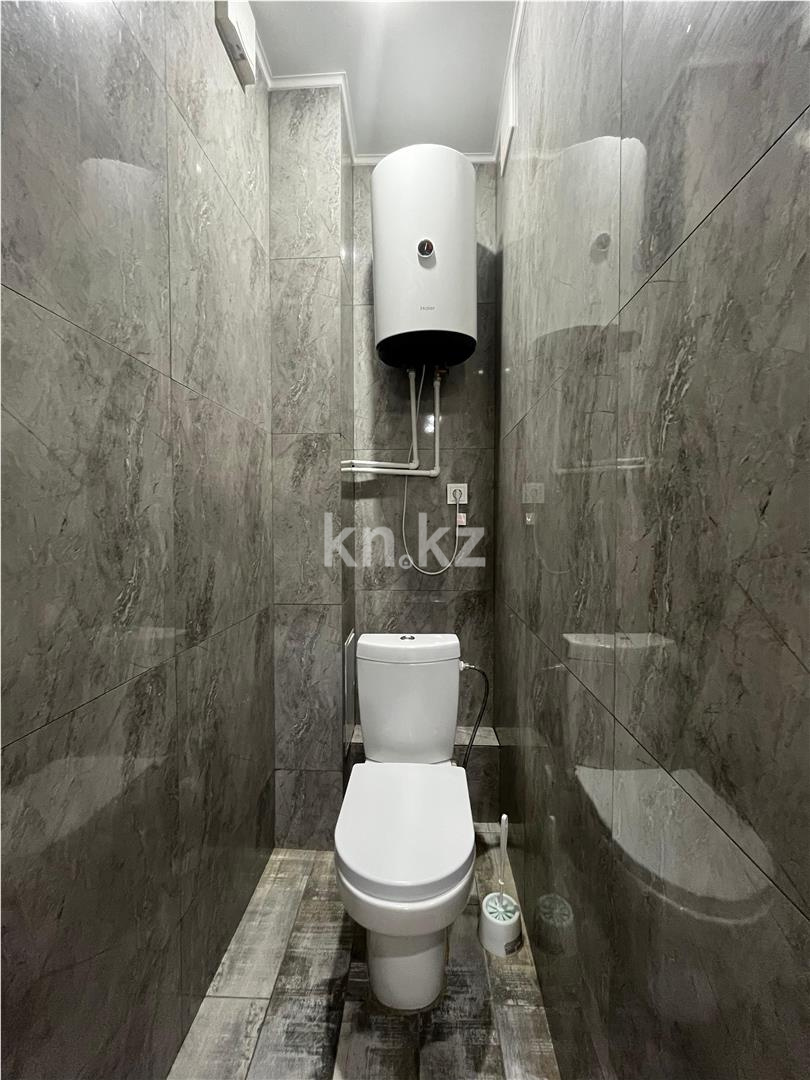 Продажа 2-комнатной квартиры, 65 м², мкр-н Голубые Пруды - Аренда квартир посуточно в Темиртау фото 8 из 14