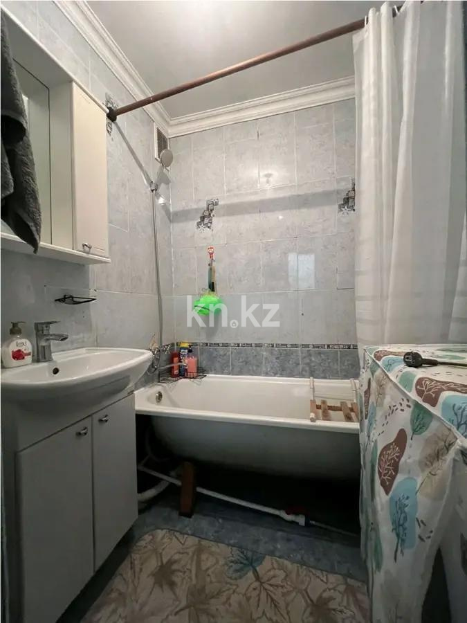 Продажа 4-комнатной квартиры, 86 м², пр. Шахтеров, дом  31 - Продажа  четырехкомнатных квартир в Караганде без посредников фото 7 из 8