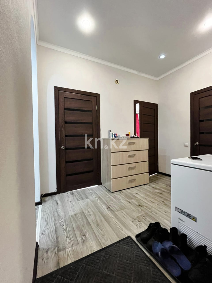 Продажа 3-комнатной квартиры, 64 м², ул. Дружбы Народов, дом  2/4 - Продажа жилой и коммерческой недвижимости в Усть-Каменогорске фото 4 из 24