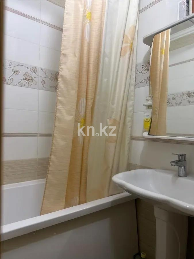 Продажа 3-комнатной квартиры, 63.7 м², ул. Ташенова, дом  17 в Астане - фото 5