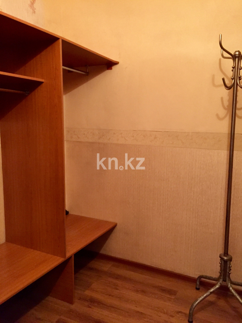 Аренда 3-комнатной квартиры, 75 м², мкр-н Аксай-1 - Аренда  трехкомнатных квартир помесячно в Алматы с фото фото 10 из 16