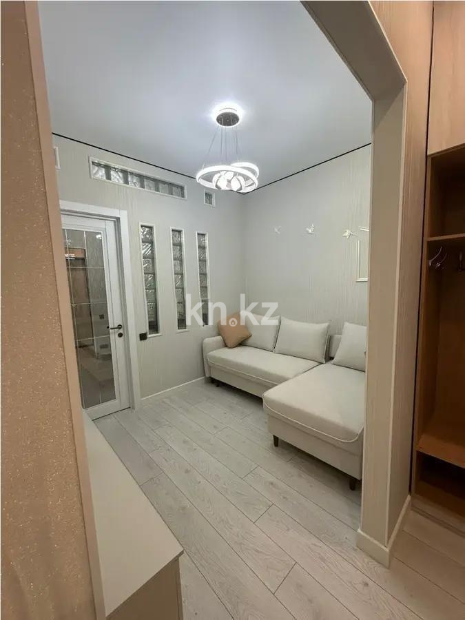 Продажа 2-комнатной квартиры, 41 м², пр. Тауелсыздык в Астане