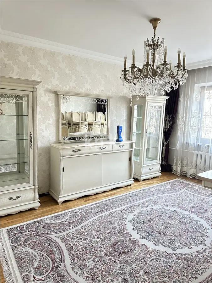 Продажа 4-комнатной квартиры, 100 м², мкр. Жетысу-2, дом  76 в Алматы