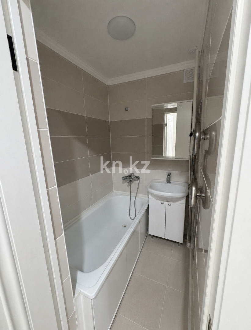 Продажа 3-комнатной квартиры, 56.6 м² в Караганде - фото 5