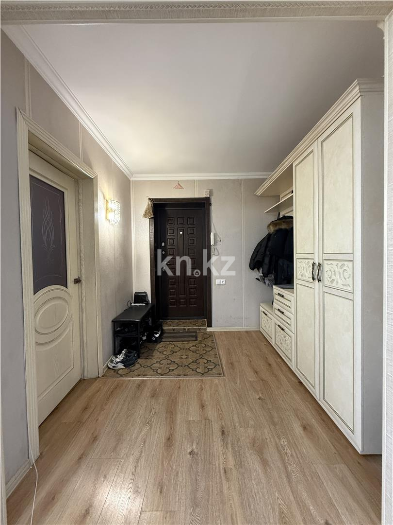 Продажа 3-комнатной квартиры, 67 м², ул. Сатыбалдина, дом  29 в Караганде - фото 17
