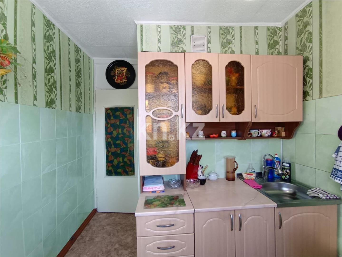 Продажа 3-комнатной квартиры, 63 м², мкр-н 22 - Продажа  трехкомнатных квартир в Караганде фото 9 из 15