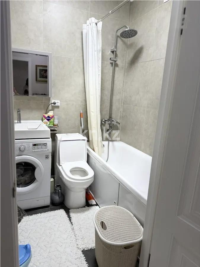 Продажа 1-комнатной квартиры, 40 м², мкр. Саялы, дом  133 в Алматы - фото 3