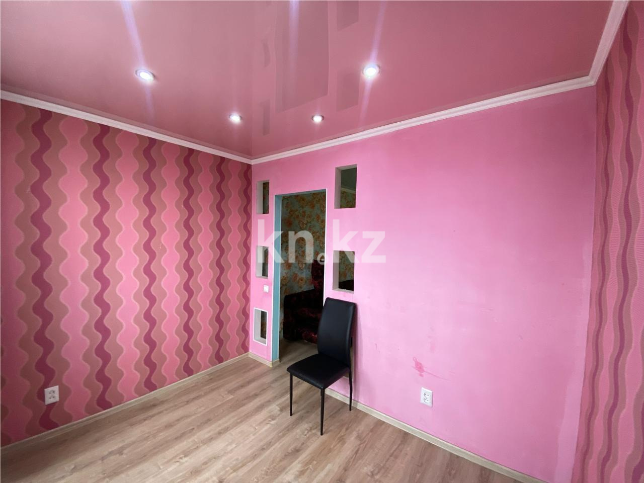 Продажа 3-комнатной квартиры, 48 м² - Продажа квартир в Караганде - страница 2 фото 7 из 16