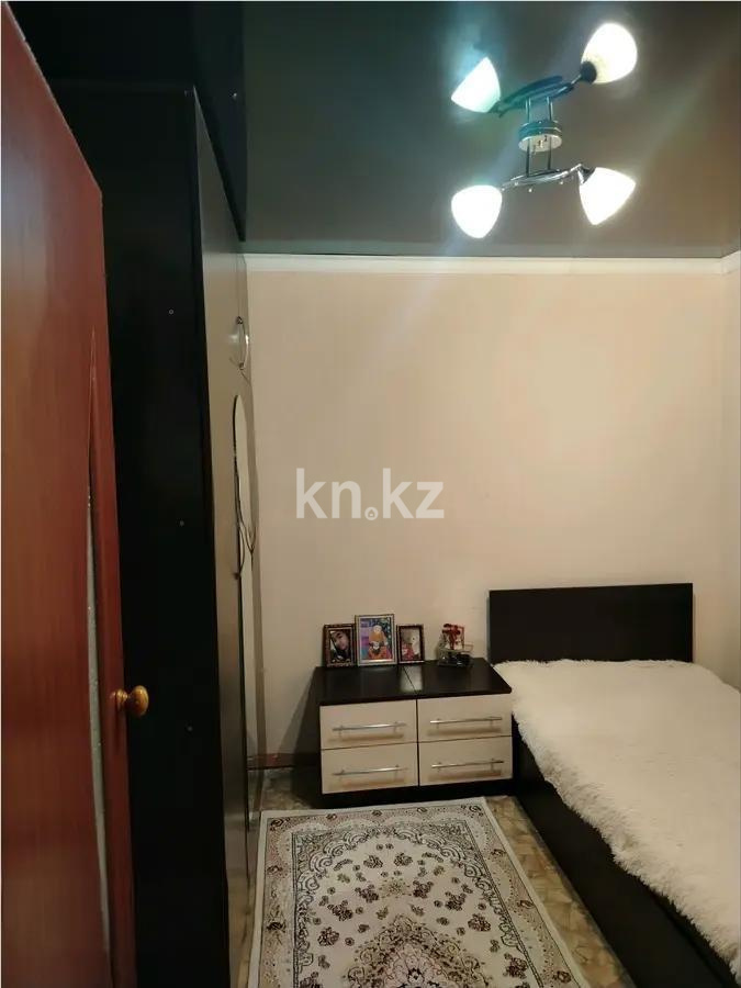 Продажа 3-комнатной квартиры, 48 м², мкр-н 13, дом  12 - Продажа  трехкомнатных квартир в Караганде без посредников с фото фото 2 из 6