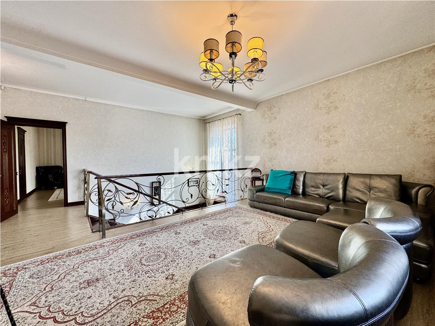 Продажа 6-комнатного дома, 417.7 м², ул. Ермекова в Караганде - фото 38