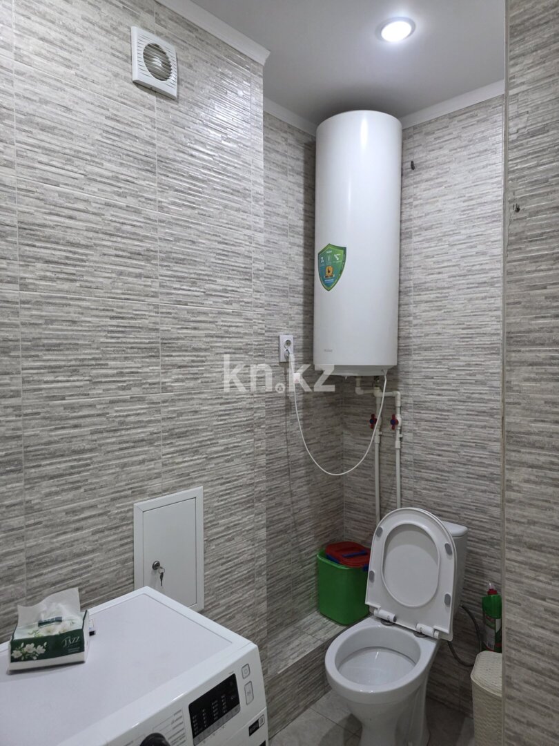 Продажа 3-комнатной квартиры, 93.7 м² в Караганде - фото 22