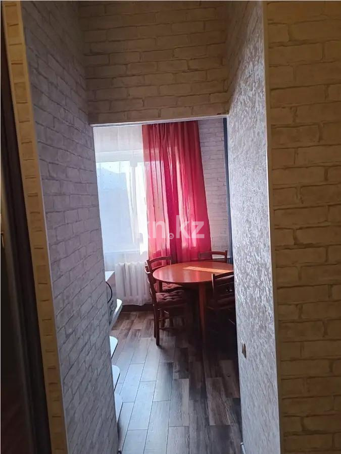 Продажа 1-комнатной квартиры, 40 м², ул. Толе би, дом  179 в Алматы