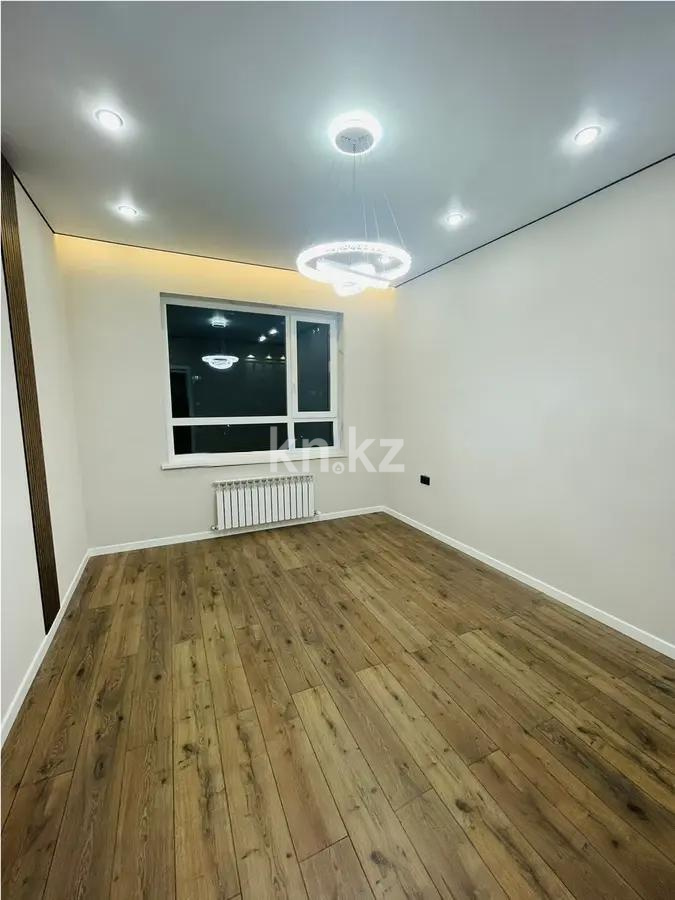 Продажа 1-комнатной квартиры, 38.5 м², пр. Кошкарбаева, дом  54а в Астане