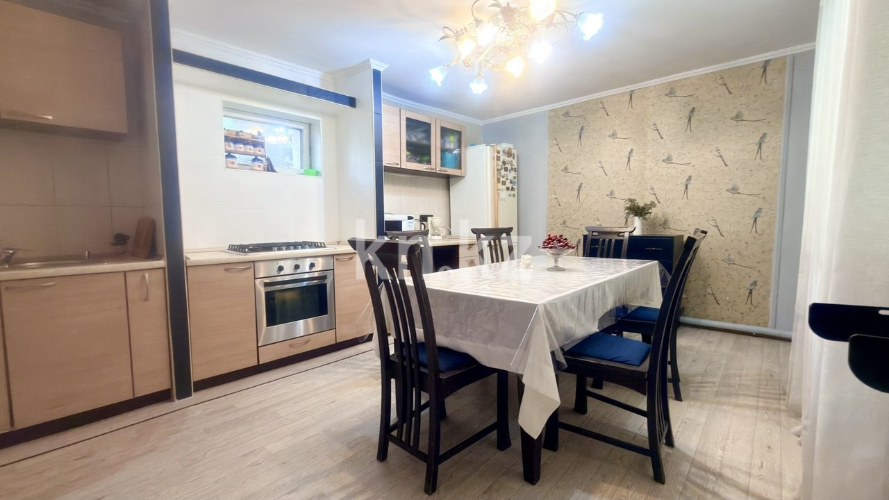 Аренда 4-комнатного дома, 120 м² в Алматы