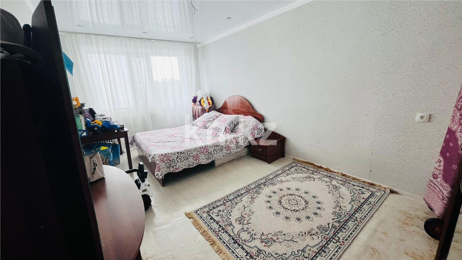 Продажа 3-комнатной квартиры, 62 м², мкр-н 11а в Караганде - фото 4